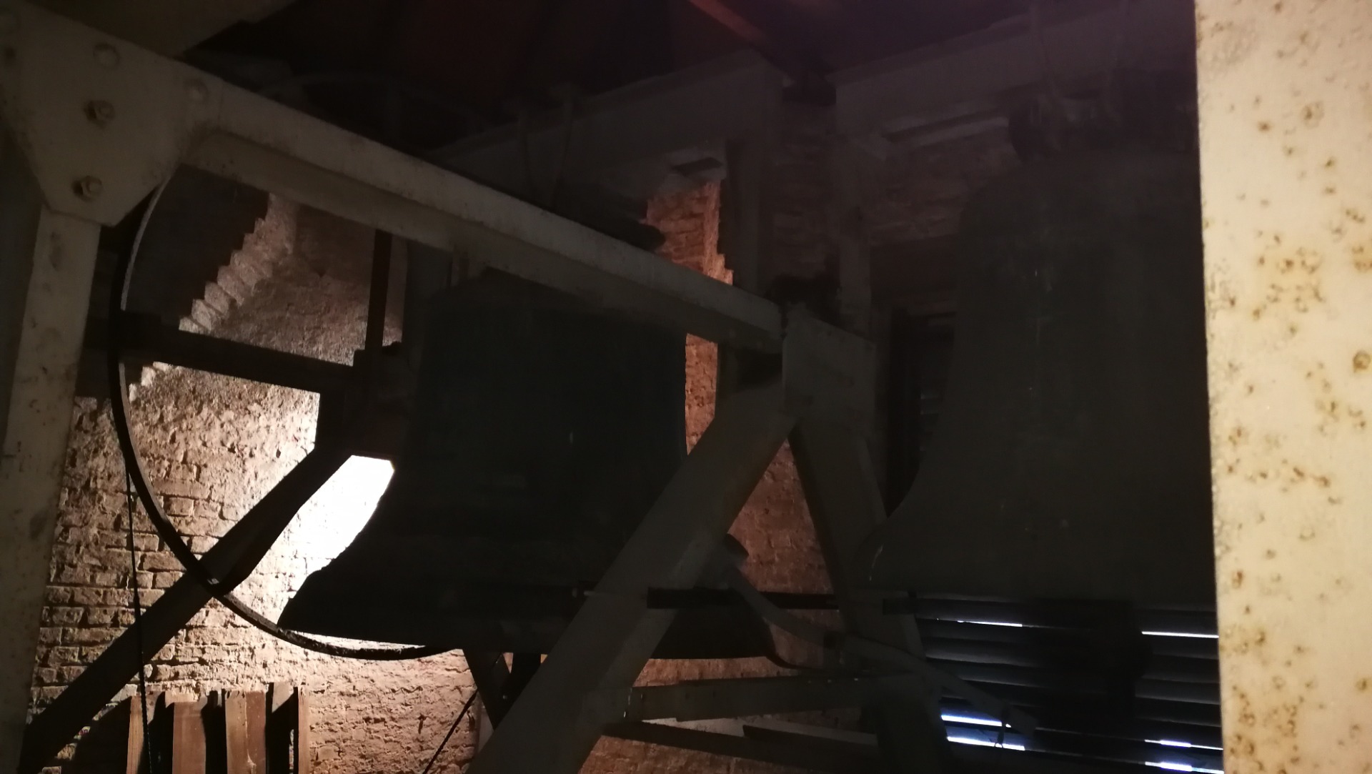 große Glocke vom ehemaligen Petrigeläut